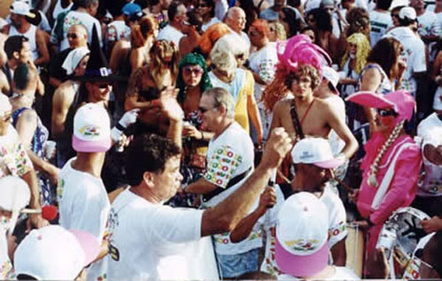 2000_02