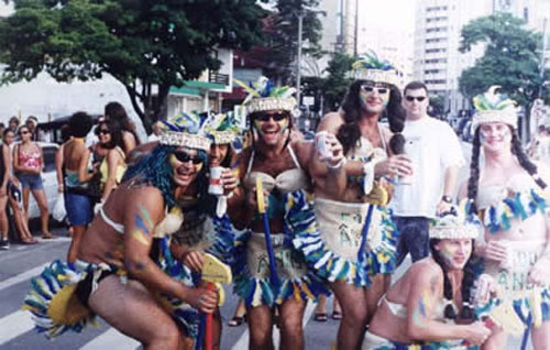 2000_03